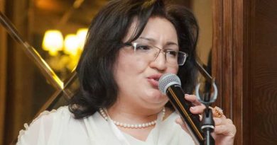 Լամարա Մանուկյան