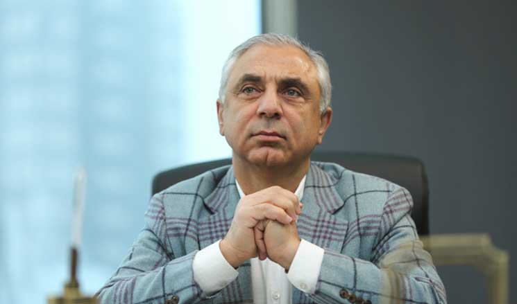 Արտակ Թովմասյան