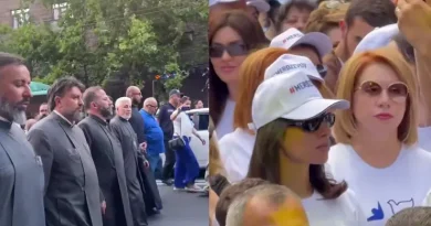 Քանի քաղաքացի է մասնակցում երթին. ներկա են Սամվել Կարապետյանի դուստրը և կինը Քանի քաղաքացի է մասնակցում երթին. ներկա են Սամվել Կարապետյանի դուստրը և կինը