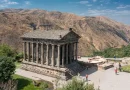ՅՈՒՆԵՍԿՕ-ի նախնական ցանկում ընդգրկվել են Երևանի ուրարտական ժառանգությունը, Գառնի հնագիտական համալիրը և Քարերի սիմֆոնիան
