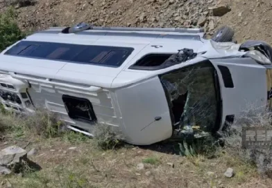 Oկnւպացված Արցախում ուղևորատար միկրոավտոբուս է վթարի ենթարկվել․ կան տուժածներ
