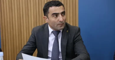Ռոմանոս Պետրոսյան