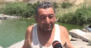 Ո՞ւր է օրենքը, թղթերս կորցրել եմ, բարձրանում եմ լեռները խոտ եմ ուտում. թուրքմենստանի բնակիչ Ո՞ւր է օրենքը, թղթերս կորցրել եմ, բարձրանում եմ լեռները խոտ եմ ուտում. թուրքմենստանի բնակիչ