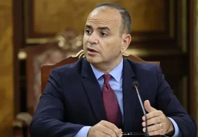 զարեհ սինանյան