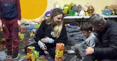 Անջելինա Ջոլին ոտքով հասել է Ուկրաինա. ի՞նչ սկանդալ է եղել