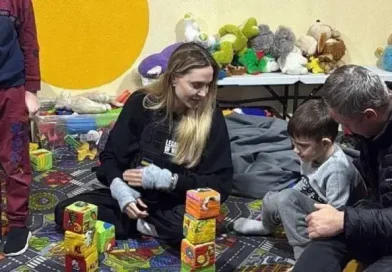 Անջելինա Ջոլին ոտքով հասել է Ուկրաինա. ի՞նչ սկանդալ է եղել Անջելինա Ջոլին ոտքով հասել է Ուկրաինա. ի՞նչ սկանդալ է եղել