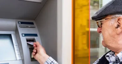 Բոլոր թոշակառուներն այսուհետ թոշակը ստանում են միայն էլեկտրոնային եղանակով. Փաշինյանի նոր որոշումը