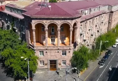 Բրյուսովի անվան համալսարանում միմյանց հարվածած 5 ուսանողուհիներից 2-ը հարազատ քույրեր են