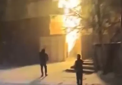 Երեկ «Էրեբունի» վարչական շրջանն ամբողջությամբ հոսանքազրկվել էր ենթակայանի հրդեհի հետևանքով․ Տեսանյութ