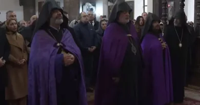 Սրբազանները ձախողել են Փաշինյանի «պատարագը», ոչ մի իր չի գտնվել Յոթ Վերքում