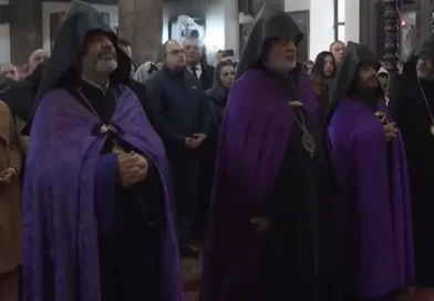 Սրբազանները ձախողել են Փաշինյանի «պատարագը», ոչ մի իր չի գտնվել Յոթ Վերքում Սրբազանները ձախողել են Փաշինյանի «պատարագը», ոչ մի իր չի գտնվել Յոթ Վերքում