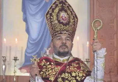 Խնդրում ենք քննարկել Արցախի թեմի առաջնորդին փոխելու հարցը. Արցախյան քաղհասարակության ներկայացուցիչները՝ Գարեգին Բ-ին Խնդրում ենք քննարկել Արցախի թեմի առաջնորդին փոխելու հարցը. Արցախյան քաղհասարակության ներկայացուցիչները՝ Գարեգին Բ-ին