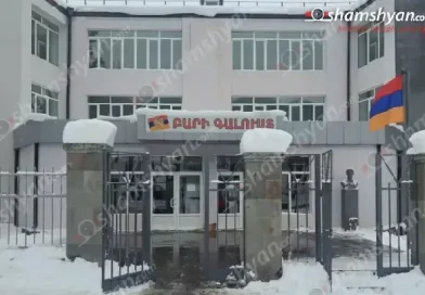 Սահնակով սահելիս անչափահաս տղաները բախվել են արգելապատնեշին. հիվանդանոց տեղափոխվածներից մեկը մահացել է