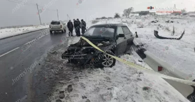 Ավտովթար՝ Գեղարքունիքի մարզում․ Սևան-Մարտունի ավտոճանապարհին «Լադա»-ն բախվել է երկաթե արգելապատնեշներին․ կան վիրավորներ