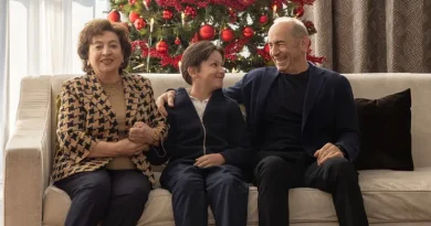 Շնորհավորում ենք Ձեր ընտանիքին Ամանորի և Սուրբ ծննդյան առթիվ․ Ռոբերտ Քոչարյան