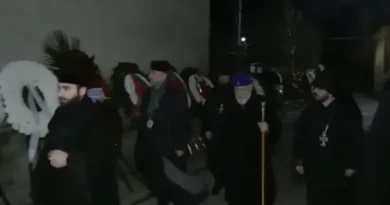 Վեհափառը մասնակցում է Վազգեն Սարգսյանի հոր հոգեհանգստի արարողությանը