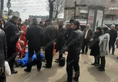 Ողբերգական դեպք՝ Երևանում. Արաբկիրում՝ «Երևան Սիթի»-ի հարևանությամբ, հայտնաբերվել է տղամարդու մարմին Ողբերգական դեպք՝ Երևանում. Արաբկիրում՝ «Երևան Սիթի»-ի հարևանությամբ, հայտնաբերվել է տղամարդու մարմին