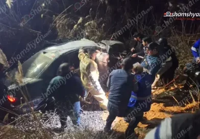 Տափերականում մեքենան հայտնվել է ջրատարում․ 4 վիրավորից 3-ին, որոնցից 2-ը անչափահասներ են, ջրից դուրս են բերել պարեկները