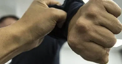 Դպրոցում անչափահասը վիճաբանել պահակի հետ և հարվածել նրան՝ պատճառելով գանգուղեղային վնասվածք