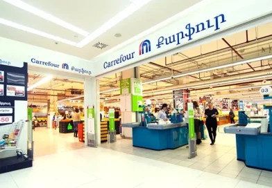 «Քարֆուր» սուպերմարկետից գողություն կատարող 3 աղջիկներ տաք հետքերով բռնվել են