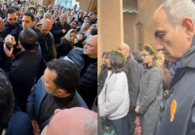 Մեկ ժամ է՝ խուզարկում են Սուրբ Աննա եկեղեցում Փաշինյանի մասնակցությամբ տեղի ունեցած միջադեպից հետո ձերբակալված 18-ամյա տղաների տունը