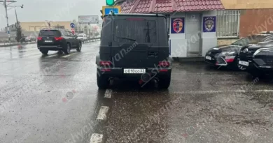 Վարորդը Ռուսաստանում և Հայաստանում հայտնի հայ օլիգարխներից մեկի ազգականն է, իսկ ավտոմեքենան գտնվել է հետախուզման մեջ