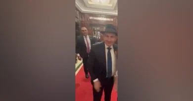 Ուզում եմ՝ երեխաս Ձեզ հետ նկարվի, որ իմանա՝ ում օրոք է Ղարաբաղը հանձնվել. ՏԵՍԱՆՅՈՒԹ