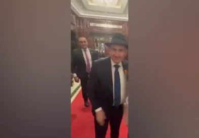 Ուզում եմ՝ երեխաս Ձեզ հետ նկարվի, որ իմանա՝ ում օրոք է Ղարաբաղը հանձնվել. ՏԵՍԱՆՅՈՒԹ