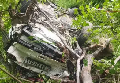 Խոշոր ու ողբերգական ավտովթարՍյունիքի մարզում․ մեքենան դուրս է եկել երթևեկելի գոտուց և հայտնվել ծառերի մեջ․ կա 4 զոհ․ ԼՈՒՍԱՆԿԱՐՆԵՐ