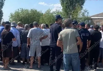 Հայտնի է ինչու են Արմավիրի մարզի բնակիչները փակել են Մարգարա-Վանաձոր-Տաշիր ավտոճանապարհը Հայտնի է ինչու են Արմավիրի մարզի բնակիչները փակել են Մարգարա-Վանաձոր-Տաշիր ավտոճանապարհը