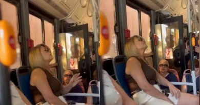 Հարբած կինը երգում է 23 համարի ավտոբուսի մեջ