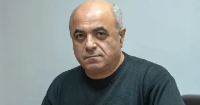 Խուզարկել են Երվանդ Բոզոյանի բնակարանը