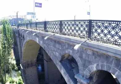 Երեւանում 36-ամյա կինը փորձել է ինքնասպանություն գործել